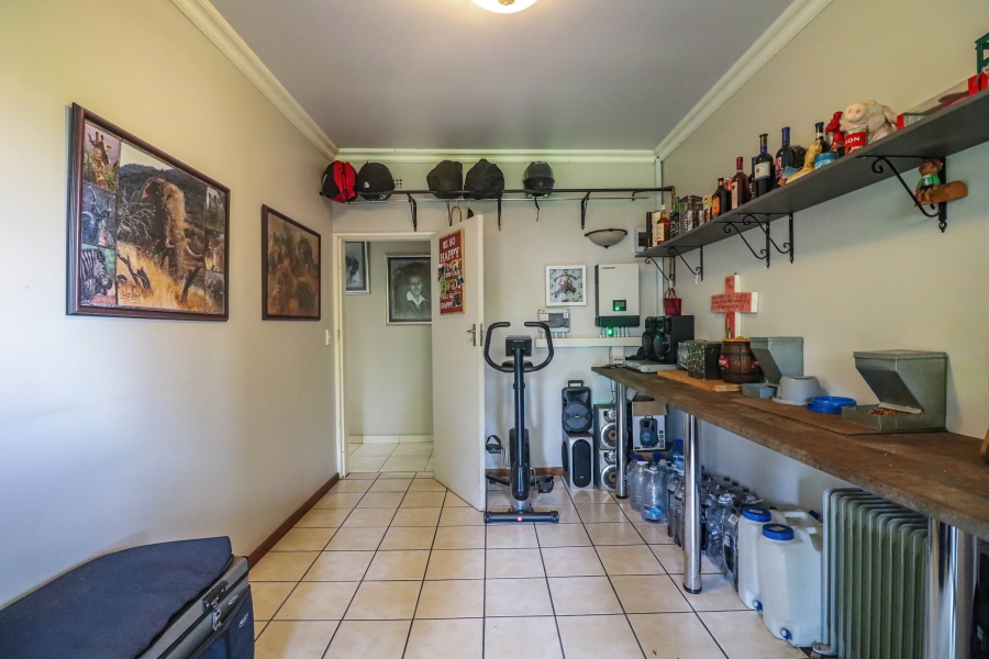 3 Bedroom Property for Sale in Flamwood North West